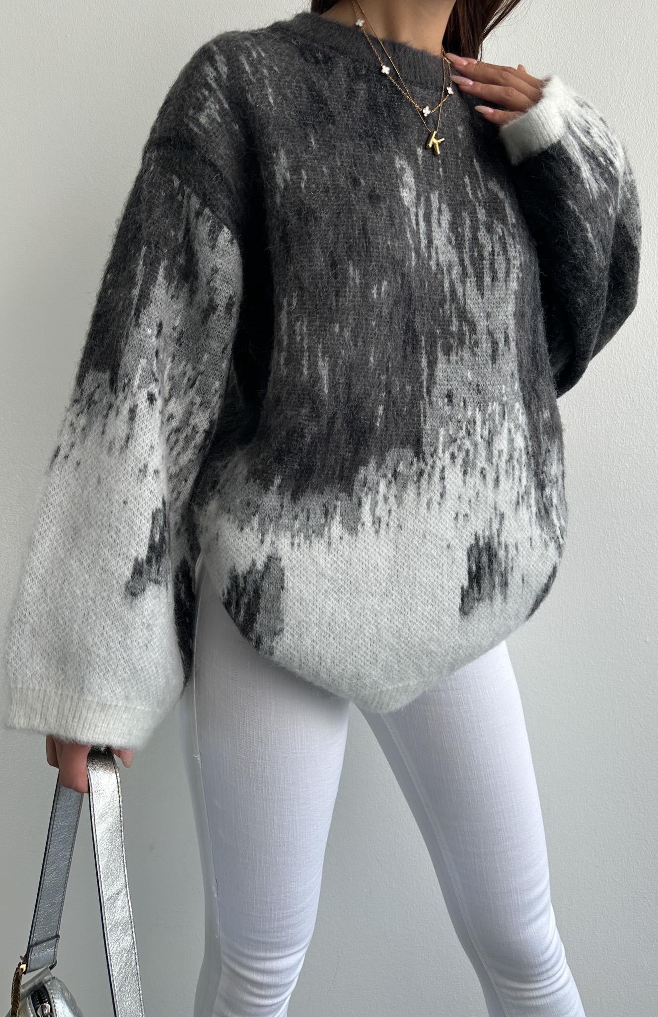 Marble Grey Round Neck Pullover