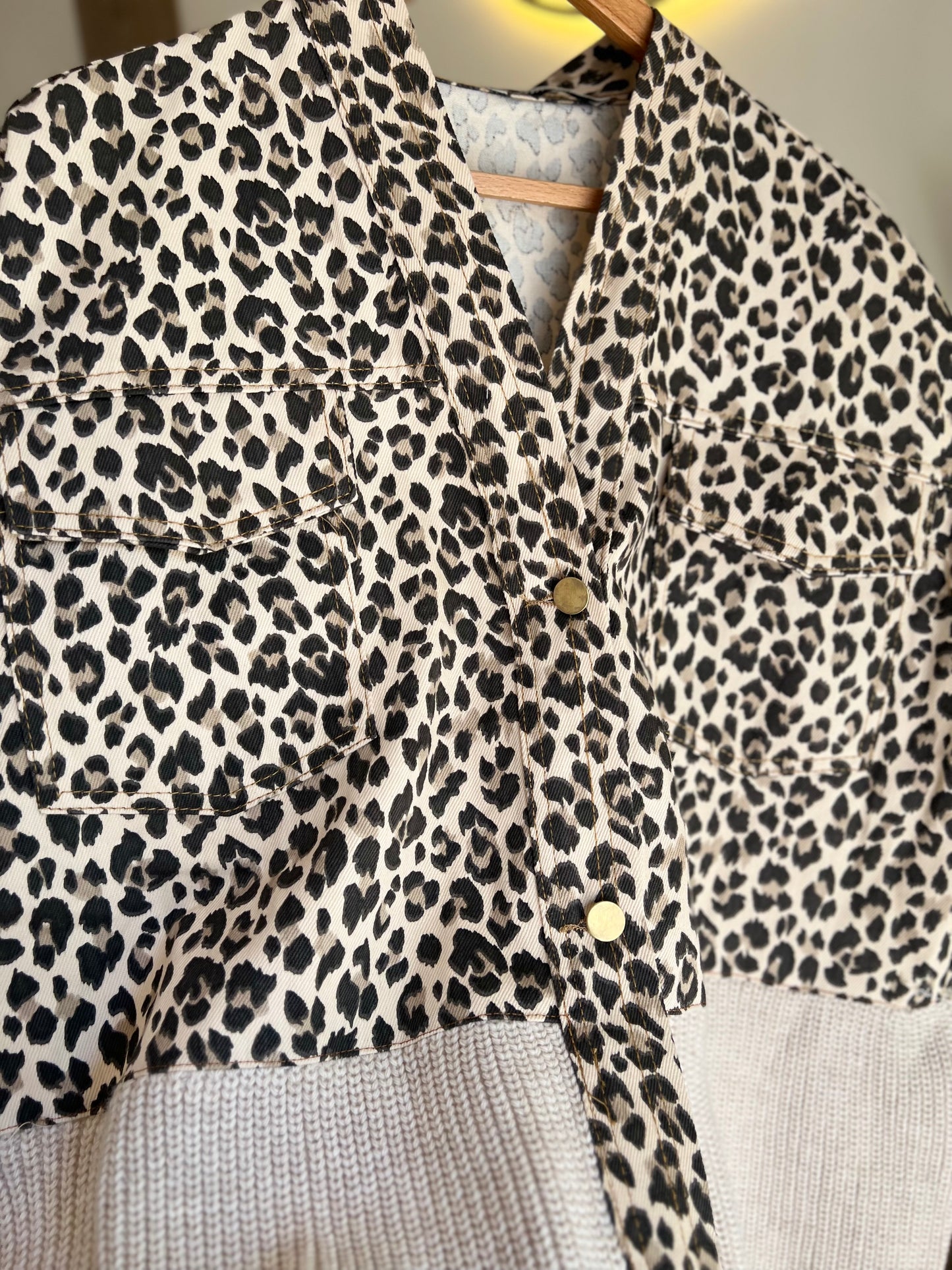 Denim X Triko Beige Leopard Jacket With Pockets