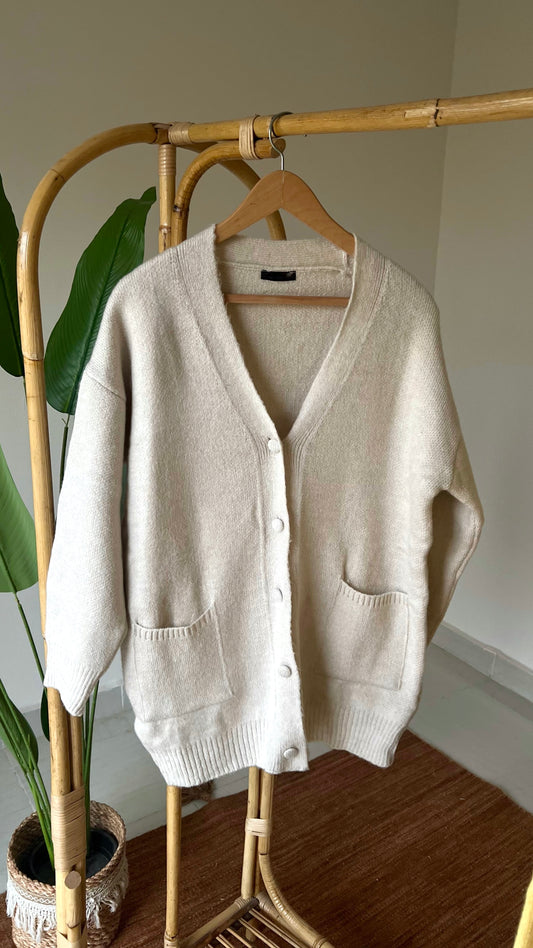 Beige Double Pockets Knitted Cardigan