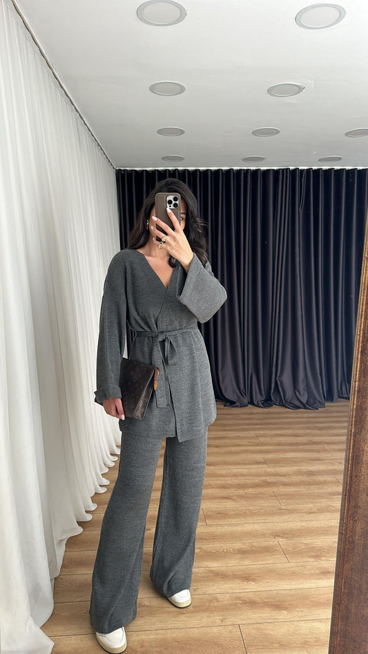 Grey Triko Kimono Set With Belt