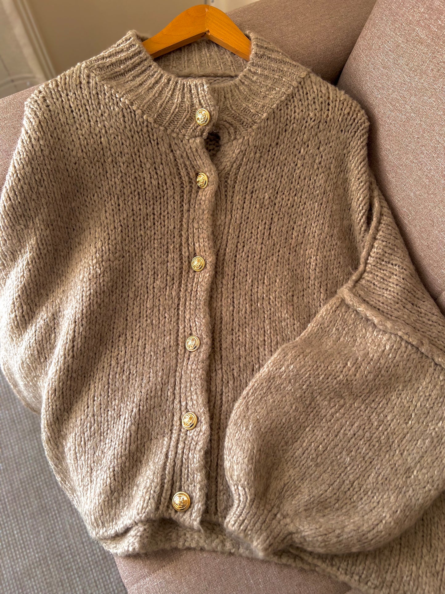 Italian Latte Triko Cardigan With Golden Buttons